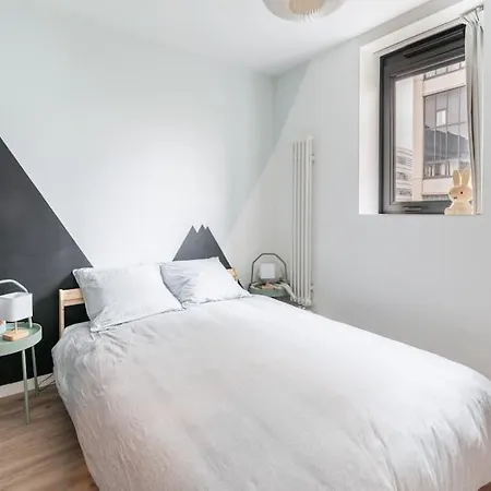 Moderne Saint-ouen * Saint-Ouen (Seine-Saint-Denis)